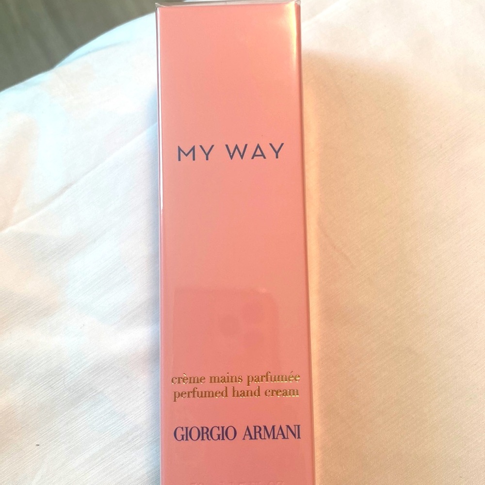 GIORGIO ARMANI